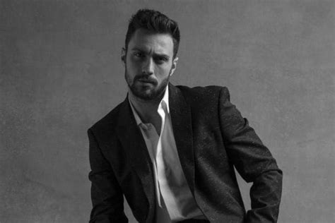 Aaron Taylor Johnson Lultimo Sex Symbol è Il Volto Di Givenchy Parfums