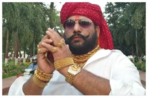 Meet Goldman Of Bihar Who Wears Jewellery Worth Rs 175 Crore Weighing