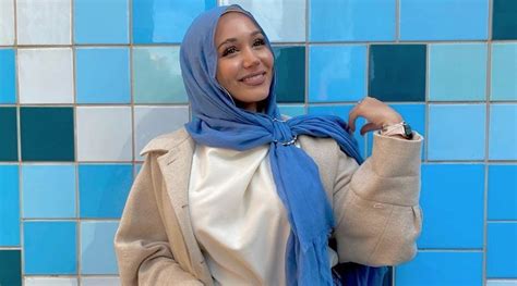 Single Mom Creates Hijab Fashion Brand With 7k