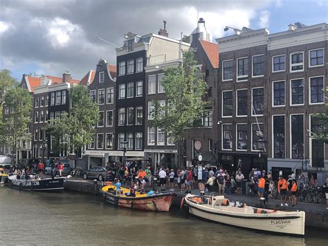 Waar Is Het Anne Frank Huis Museum Gevestigd In Amsterdam