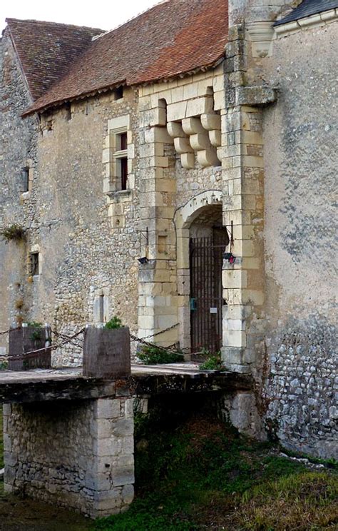 Living The Life In Saint Aignan Le Château De Chémery