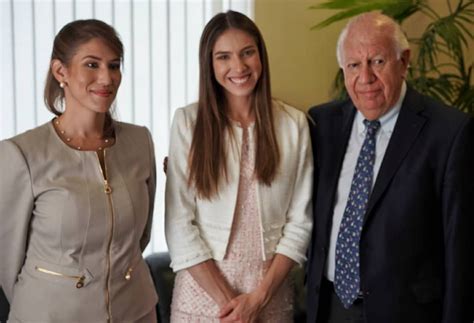 Daniel jadue, el alcalde comunista de un barrio de santiago, dijo que, de ser elegido, dará prioridad a una reforma. Ricardo Lagos "El tiempo de la democracia ha llegado para ...