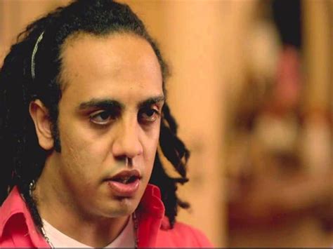 10 / 8.8 g لجميع الاعمار. "أوس أوس" يتذكر والده بمقطع من "آسف على الإزعاج" | مصراوى