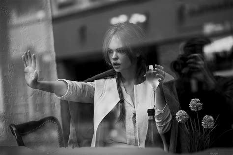 Wallpaper Women Model Portrait Reflection Sitting Anastasia Scheglova Glass Fashion