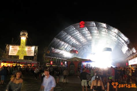 Maybe you would like to learn more about one of these? Party.at - Photos: Mastercard Balaton Sound Festival ...