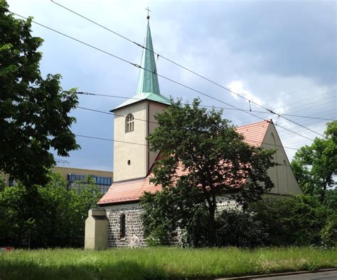 Satans handlanger erwartet gottes gericht. Church Checker: FELG "Haus Gottes" auf der Verkehrsinsel