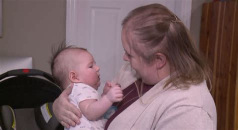 mom forced to pay back former employer after switching jobs during maternity leave