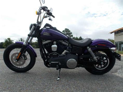 Audio cruiser amp and speaker kithd quick detachable windshield (light smoke)passenger foot pegs and seat (removable pillion)hd chrome & rubber hand grips and foot pegs. Buy 2014 Harley-Davidson FXDB Dyna Street Bob Cruiser on ...