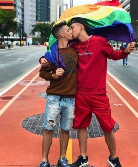 Besos Chicos Adolescentes Tubos De Sexo Y Hombre Pinoy Foto Porno Gay