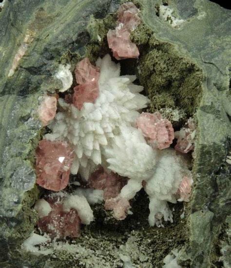 Photographs Of Mineral No 78477 Rhodochrosite With Calcite From Santa