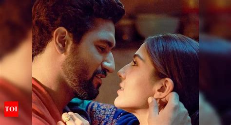 Vicky Kaushal And Sara Ali Khan Recreate A Romantic Scene From Their