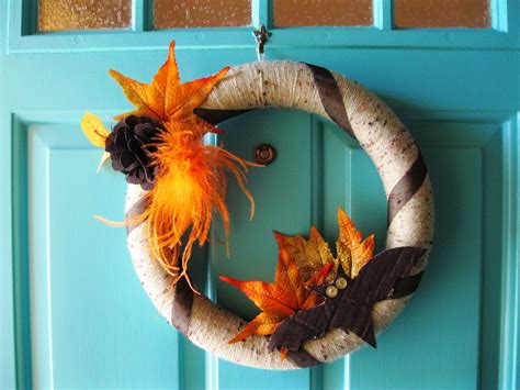 My Diy Yarn Wreath For Halloween Diy Yarn Wreath Halloween Goodies