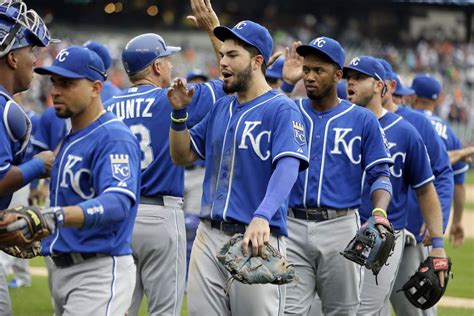 In Pictures Tigers Fall To Royals The Blade