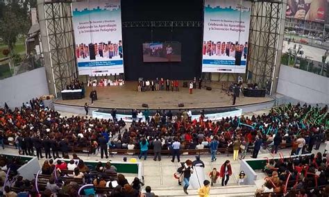 Más De 4000 Maestros Celebraron Los Logros En Aprendizajes De Lima