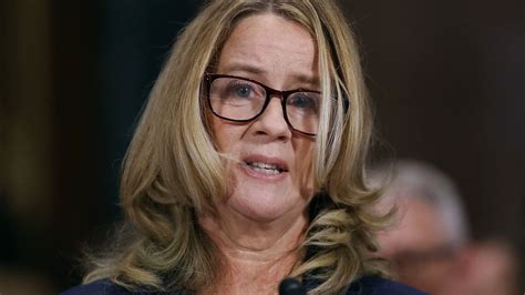 Kavanaugh Accuser Ford Gives Gripping Emotional Opening Statement