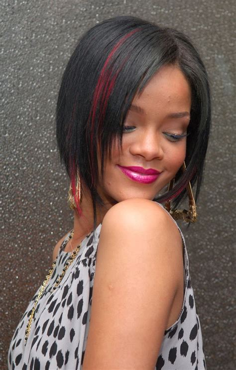A Complete Guide To All Of Rihannas Hairstyles Rihanna Hairstyles