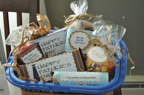 Father S Day Treat Basket Treat Basket Fathers Day Crafts