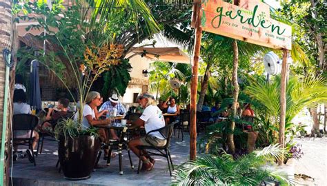 Types Of Restaurants In Isla Mujeres Skulls Landing Hotel