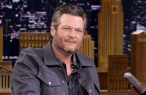 blake shelton was named people s sexiest man alive and twitter is not