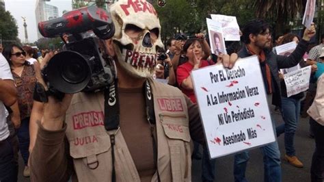 La Mitad De Los Periodistas Asesinados En México Durante 2016 Fueron