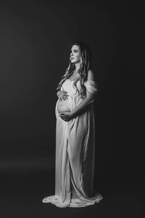 10 creative and beautiful maternity photo shoot ideas — saykiss photography