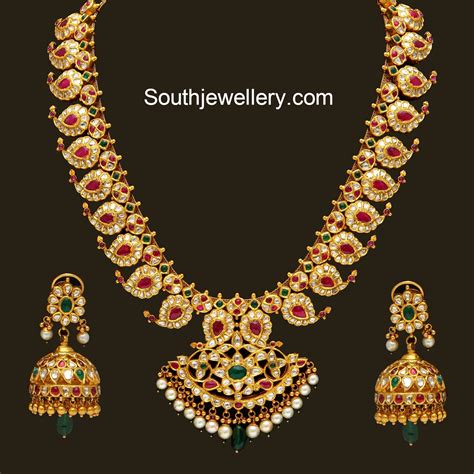 Lakshmi mango haram latest bridal jewellery designs in 22 carat gold and uncut diamonds.mango paisley matched earrings makes the set look elegant keeping the design simple. Mango Mala Set - Indian Jewellery Designs