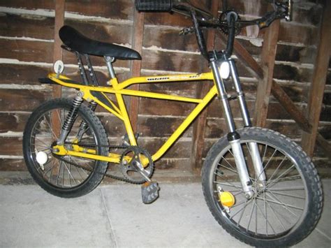 All the decals are available for this model. 1976 Yamaha Moto-Bike - BMXmuseum.com
