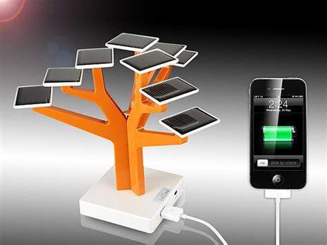 Solar Charger Tree Feeds Gadgets With The Fruit Of Electricity Solar