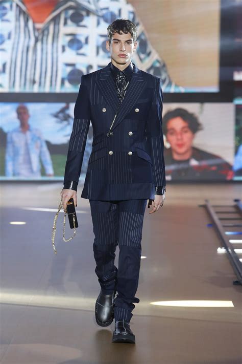 Dolce And Gabbana Fall 2021 Menswear Fashion Show Vogue