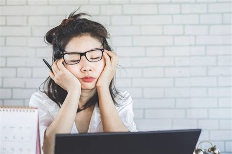 How Does Sleep Deprivation Affect Our Behavior Sleepscore