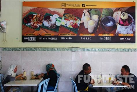 Selain dari nasi mmanggey, jangan lupa juga untuk menikmati coconut shake dan kelapa baldi. Food Review: Warung Cikgu @ Bandar Bukit Puchong