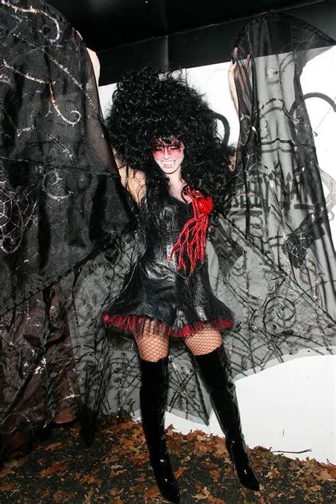 Heidi klum halloween dress and costumes over the years. Heidi Klum Halloween costumes: Top ten best fancy dress ...