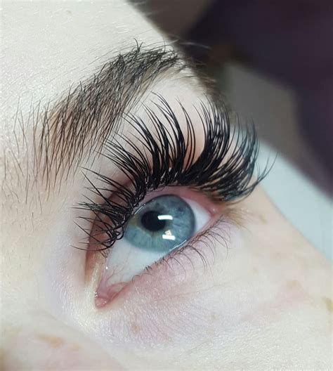 Okay, so lash extensions aren't that different than typical false lashes. Individual eyelash extensions - Yelp