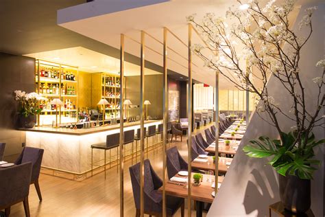 A Look Inside Indian Accent The Upscale Import From New Delhi Eater Ny
