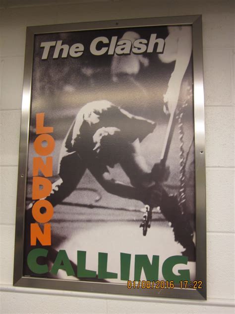 The Clash London Calling Framed Poster Artwork Vintage Audio