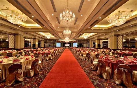 Grand Aquila Hotel Bandung Wedding Venues
