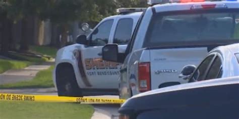 Texas Mother Fatally Shoots 2 Daughters Police Kill Her