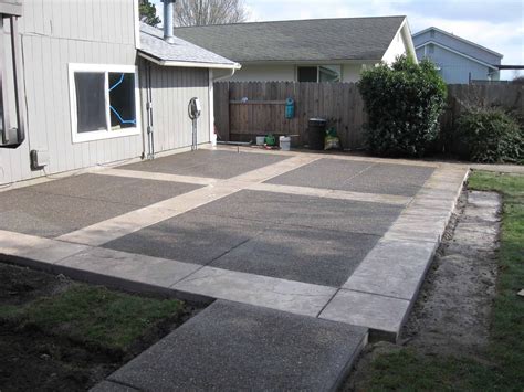 11 Creative Ideas How To Improve Concrete Backyards Simphome