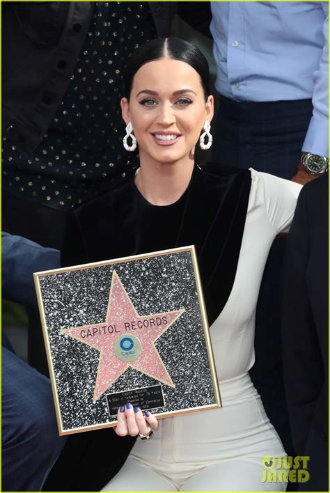 Photo Katy Perry Capitol Records Star 03 Photo 3809289 Just Jared
