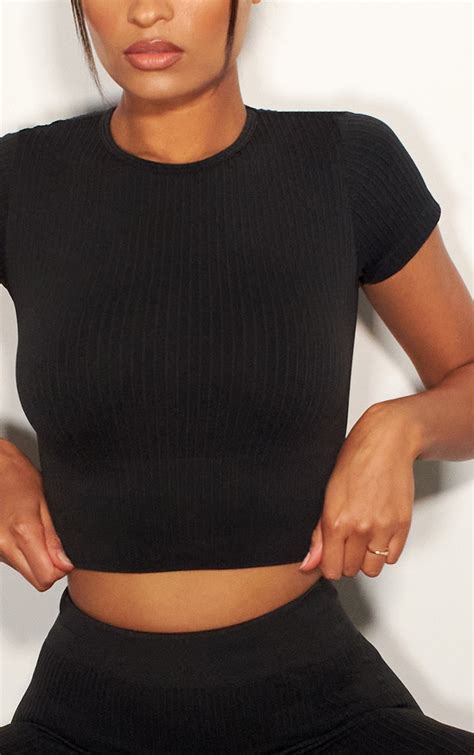 black premium ribbed seamless crop top prettylittlething