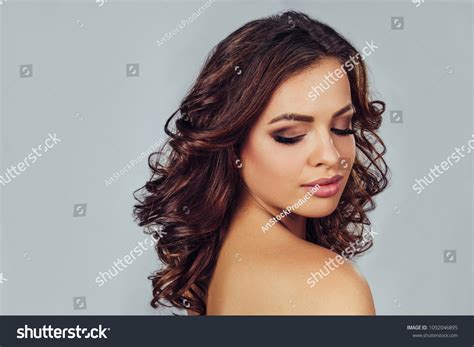 Portrait Naked Woman Hairstyle Cloes Eyes Stock Photo