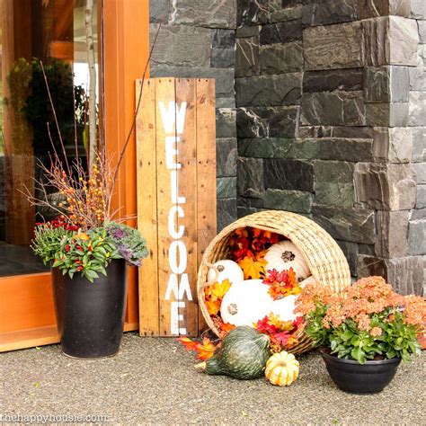 Easy Diy Fall Front Porch Decor The Happy Housie