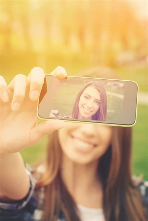 3 Perfect Reasons To Have A Selfie Free Summer Taking Good Selfies