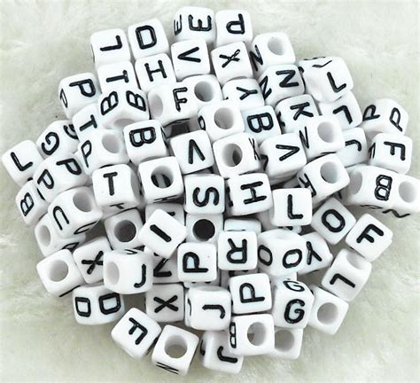 300pcs 6mm Acrylic Single Letter A Z White Cube Alphabet Beads Ebay