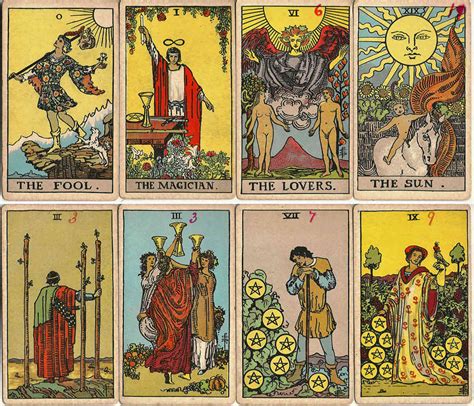 The rider waite tarot deck consists of 78 cards: Rider Waite Tarot early editions - The World of Playing Cards