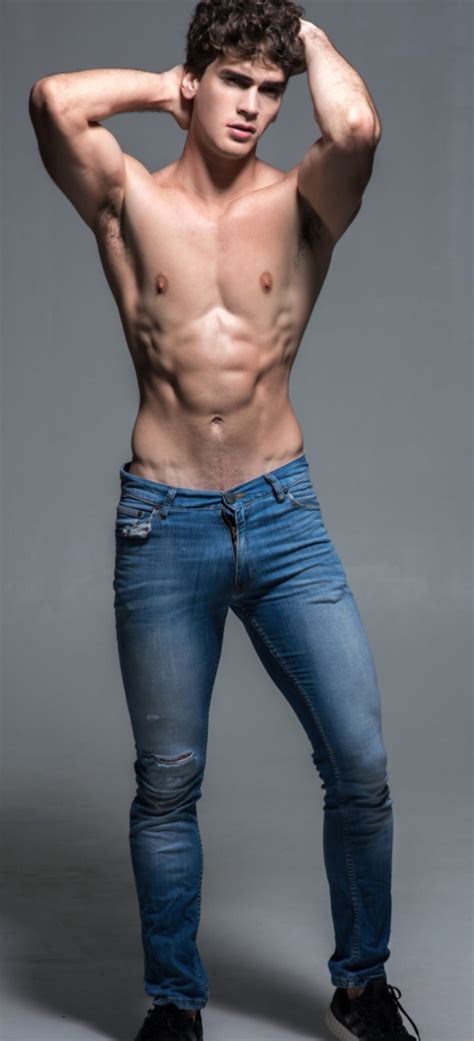 Pin On Young Men In Levis And Other Jeans Bulges
