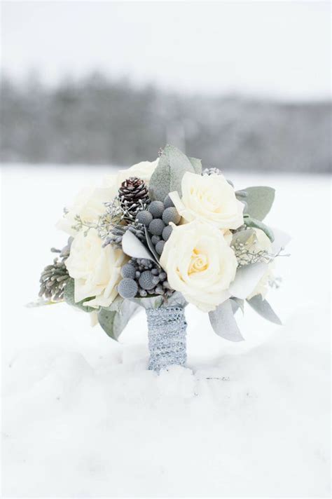 Dreaming of a winter wedding bouquet? 47 Magnificient Wedding Bouquets for Winter