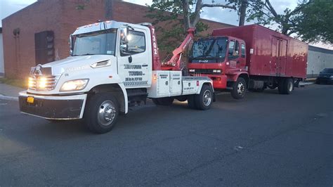 Midtown Towing Nyc Car Suv Heavy Truck 247 Towing Service Nyc