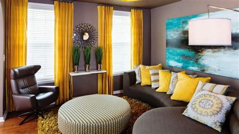 20 Turquoise And Yellow Living Room