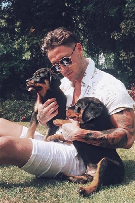 Yes, funny confessionals, but it's been 3 seasons and he hasn't even gotten. Stephen Bear fans question where his dogs Ronnie and Reggie are | OK! Magazine
